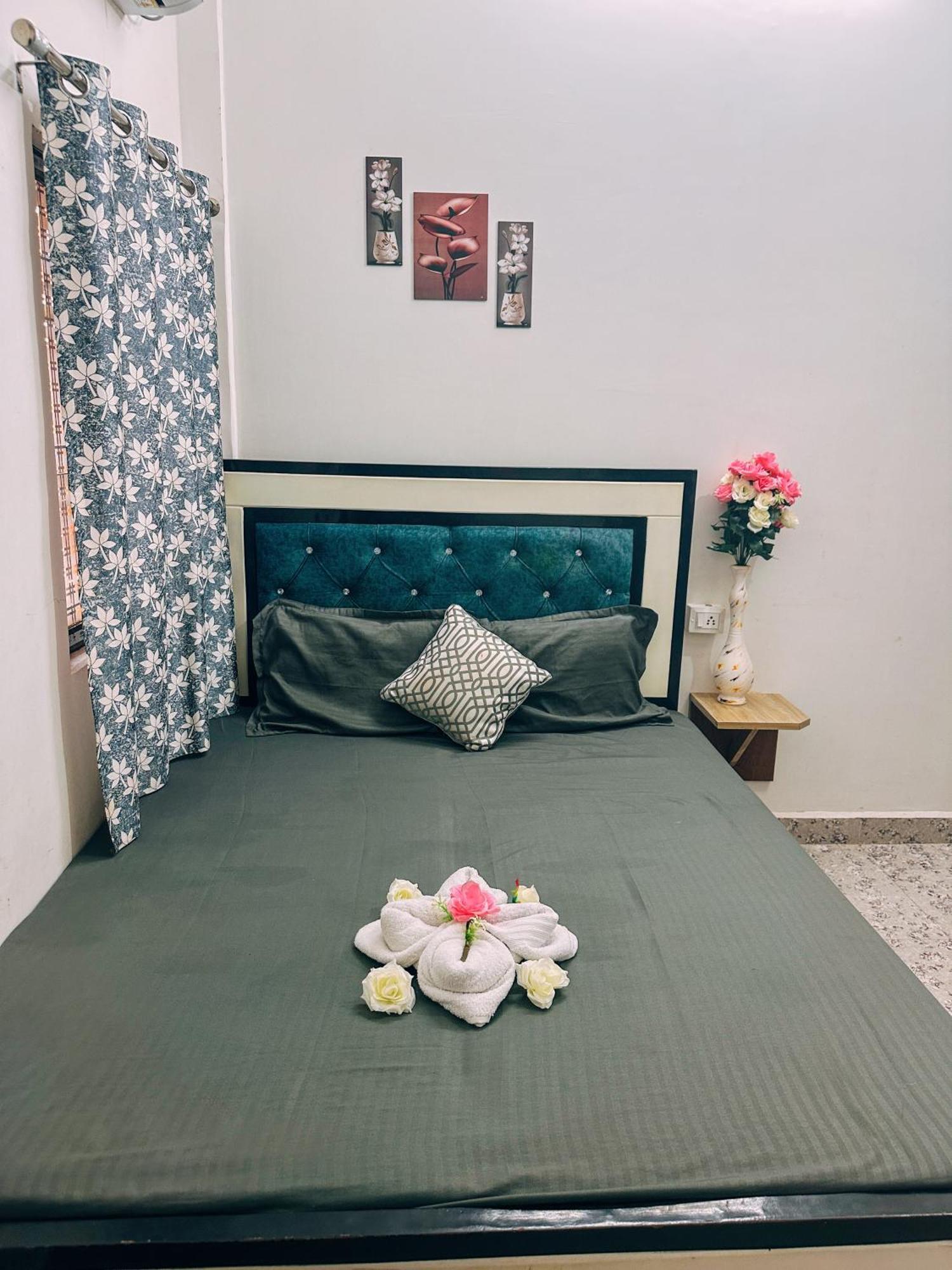 Shree K.B Guest House Varanasi Ngoại thất bức ảnh