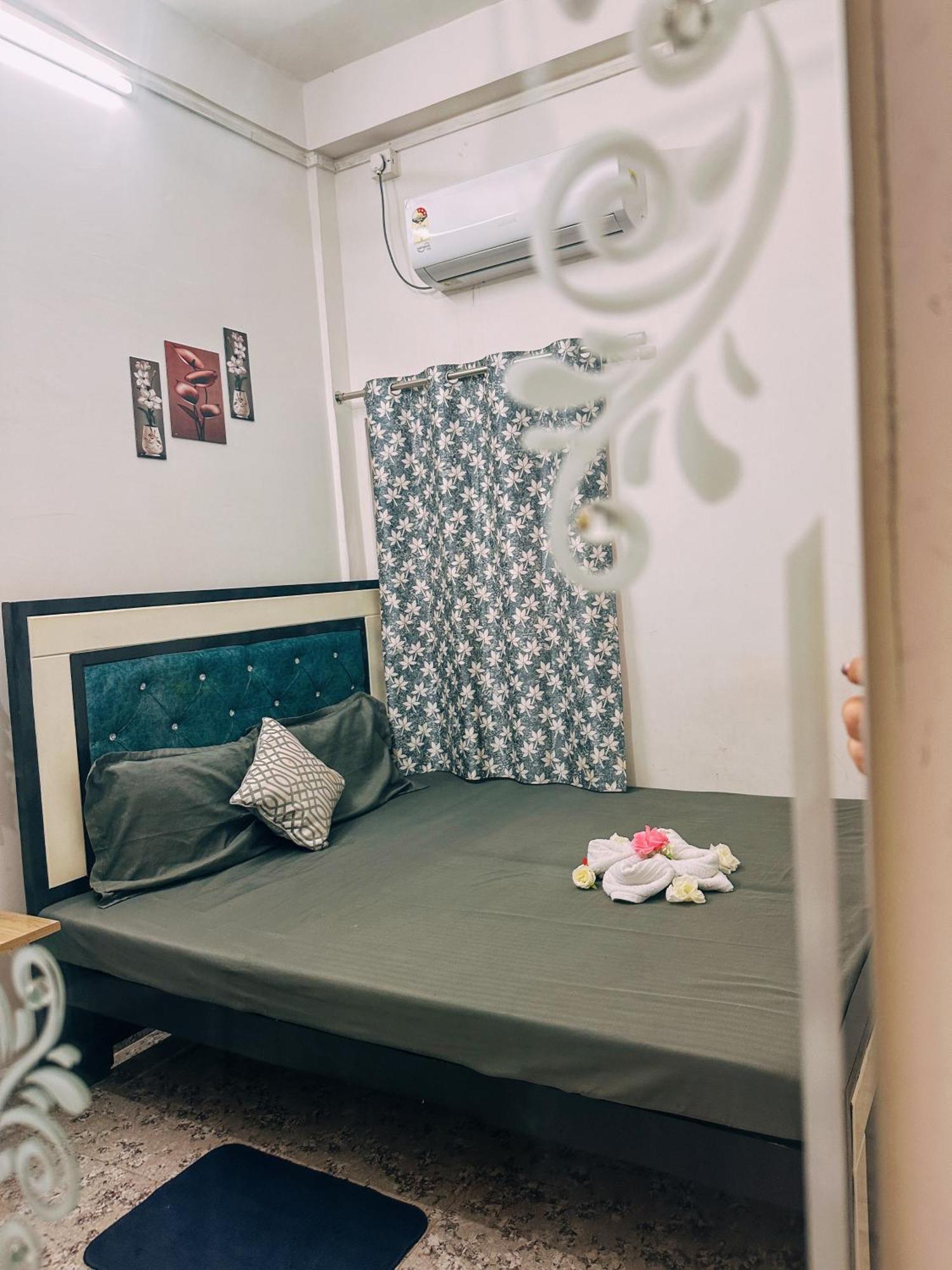Shree K.B Guest House Varanasi Ngoại thất bức ảnh